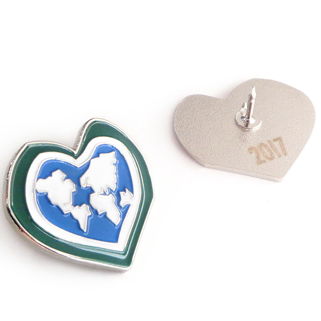 مخصص أنيمي جولة القصدير شارة دبوس القصدير زر شارات القصدير شارة المصنعين