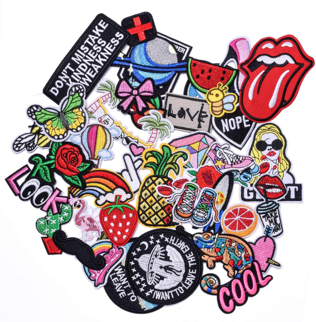 خياطة كبيرة مخصصة على الملابس شارة مطرّزة شعار مخصص اسم قبعة الشنيل بقع تطريز للسترات