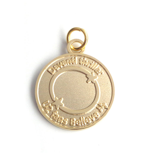 شعار مخصص شكل دائري العلامات المعدنية الصغيرة علامة مخصصة محفورة