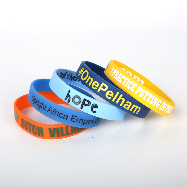 أفضل نوعية مهرجان عصري مخصص الحظ عبر سوار معصمه السيليكون